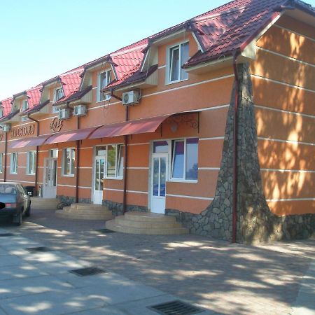 Holiday Bed and Breakfast Tisakerestur Exteriör bild