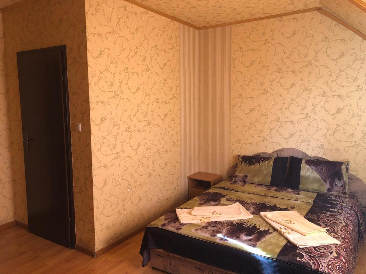 Holiday Bed and Breakfast Tisakerestur Exteriör bild