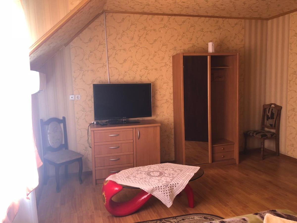 Holiday Bed and Breakfast Tisakerestur Exteriör bild